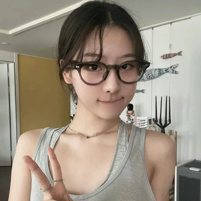 亲爱的，我把孩子放大了
